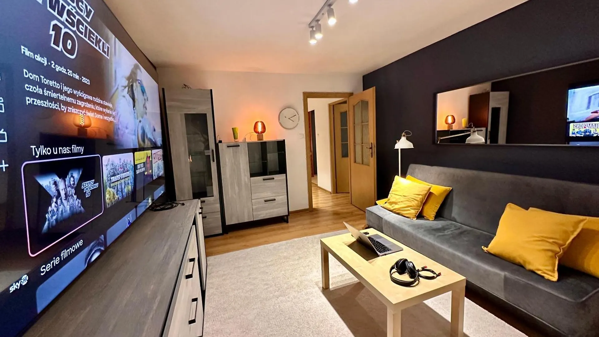View 3 Fast Wifi 1Gbs 85'Tv Amazontv Hbo Disney+ Varsóvia 0*,