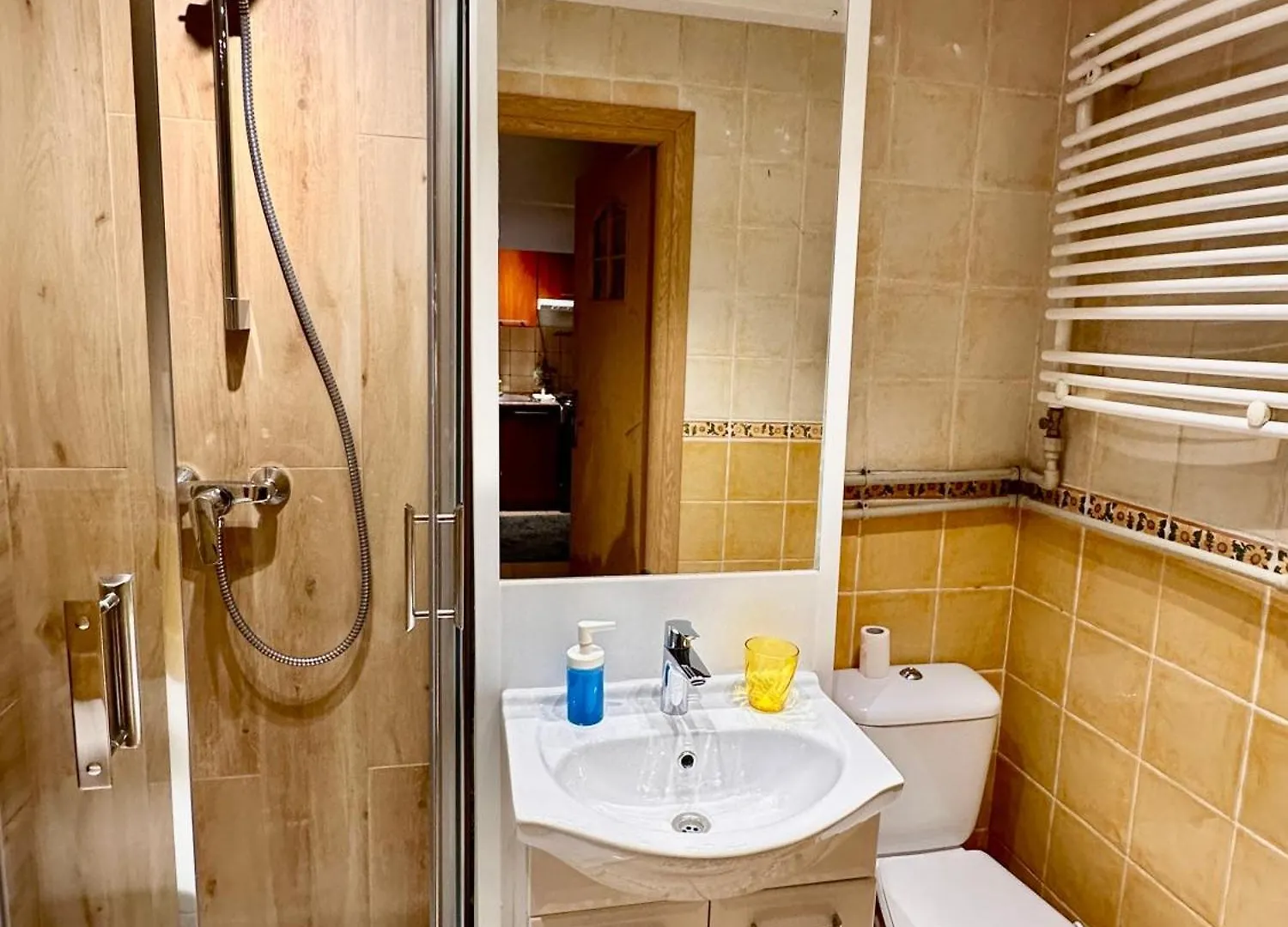 Apartamento View 3 Fast Wifi 1Gbs 85'Tv Amazontv Hbo Disney+ Varsóvia